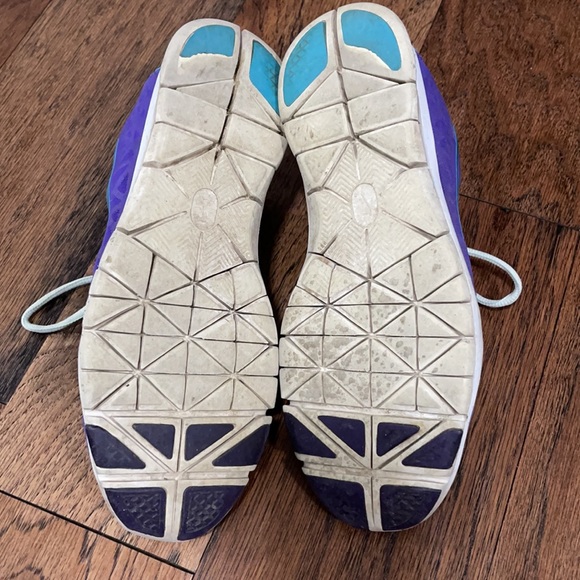 Nike Free 5.0 Shoes - Picture 6 of 9